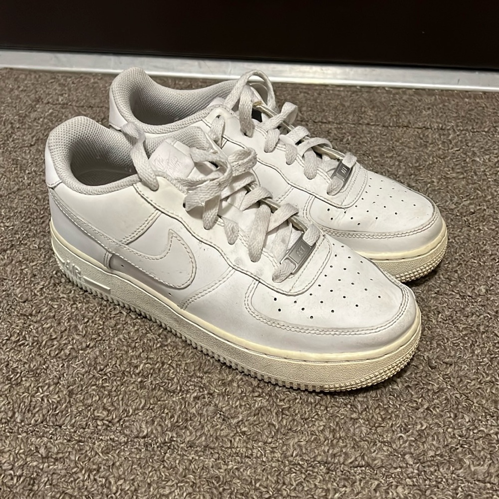 Nike Air Force 1 Youth Size 6 White